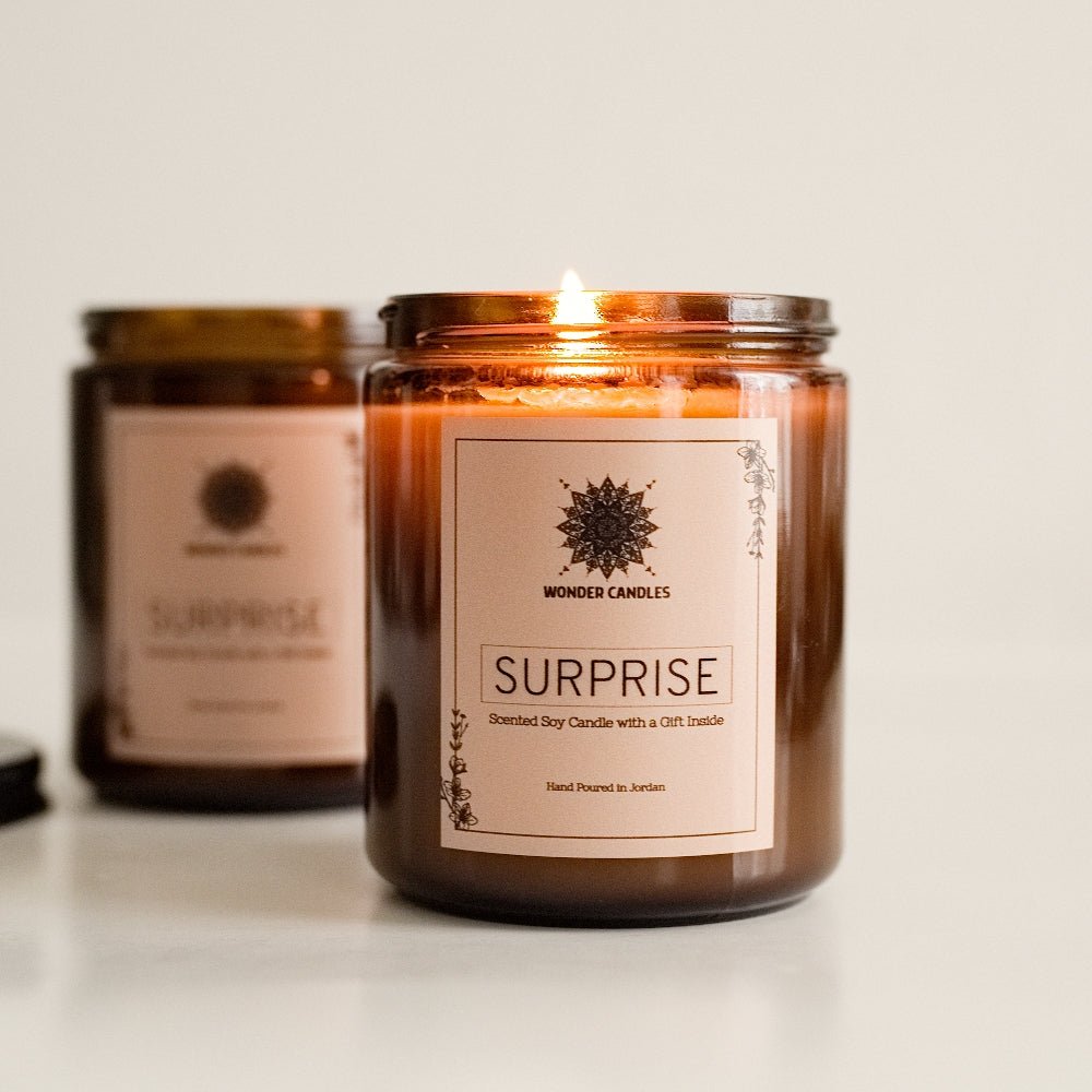 'Surprise' Candle with a Gift (Crystal), Musk with Bergamot and Clove - Wonder Candles