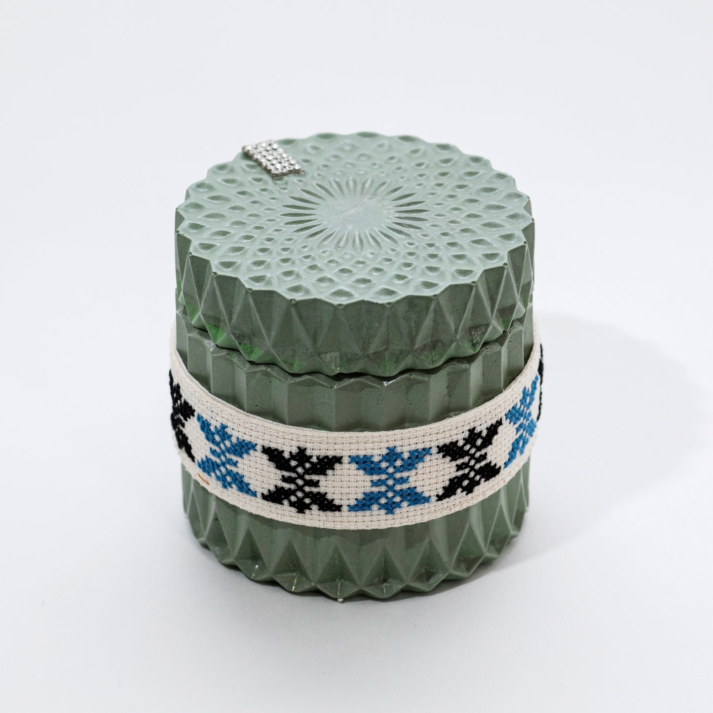 Stone Candle with Embroidered Belt, Pomegranate with Citrus - Wonder Candles
