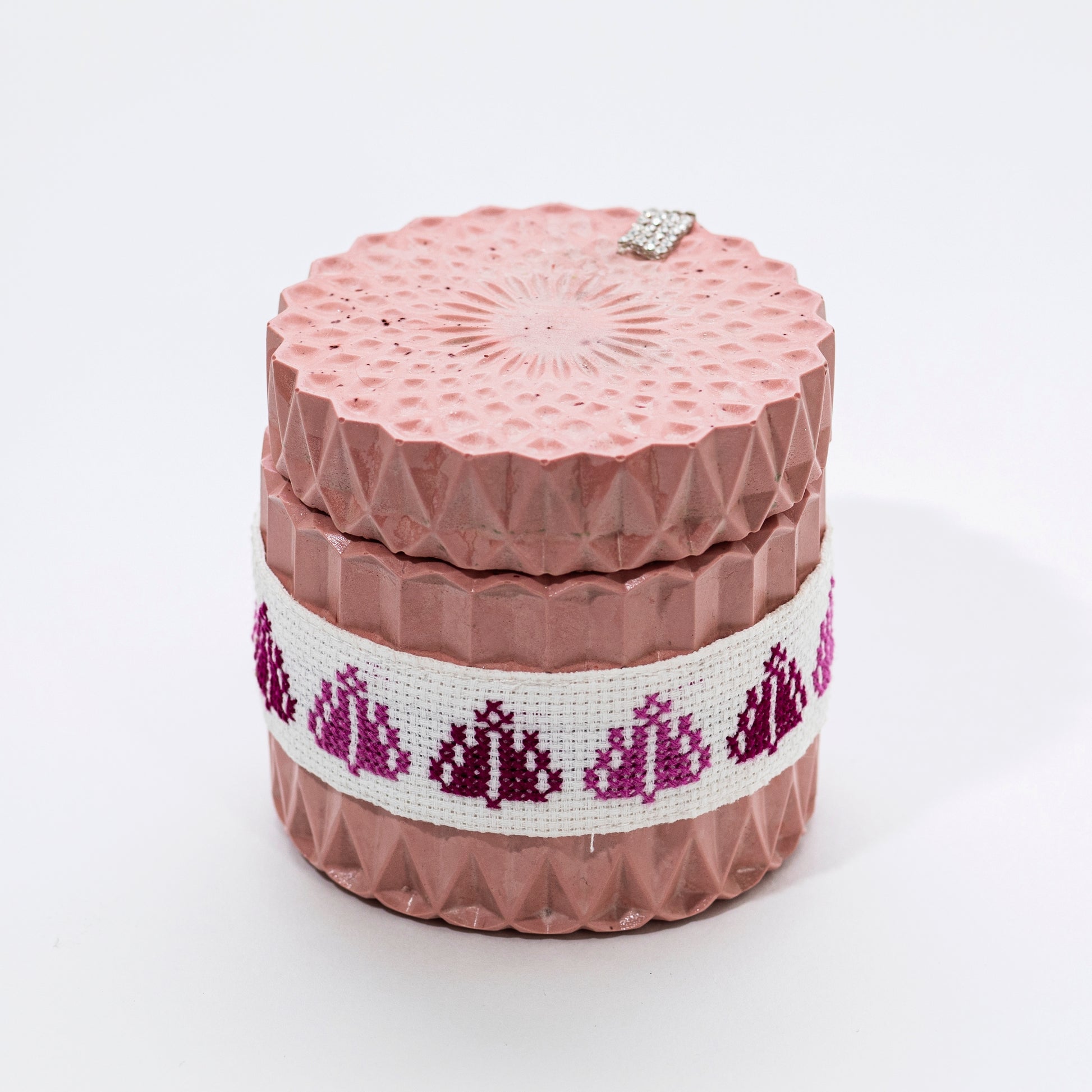 Stone Candle with Embroidered Belt, Pomegranate with Citrus - Wonder Candles