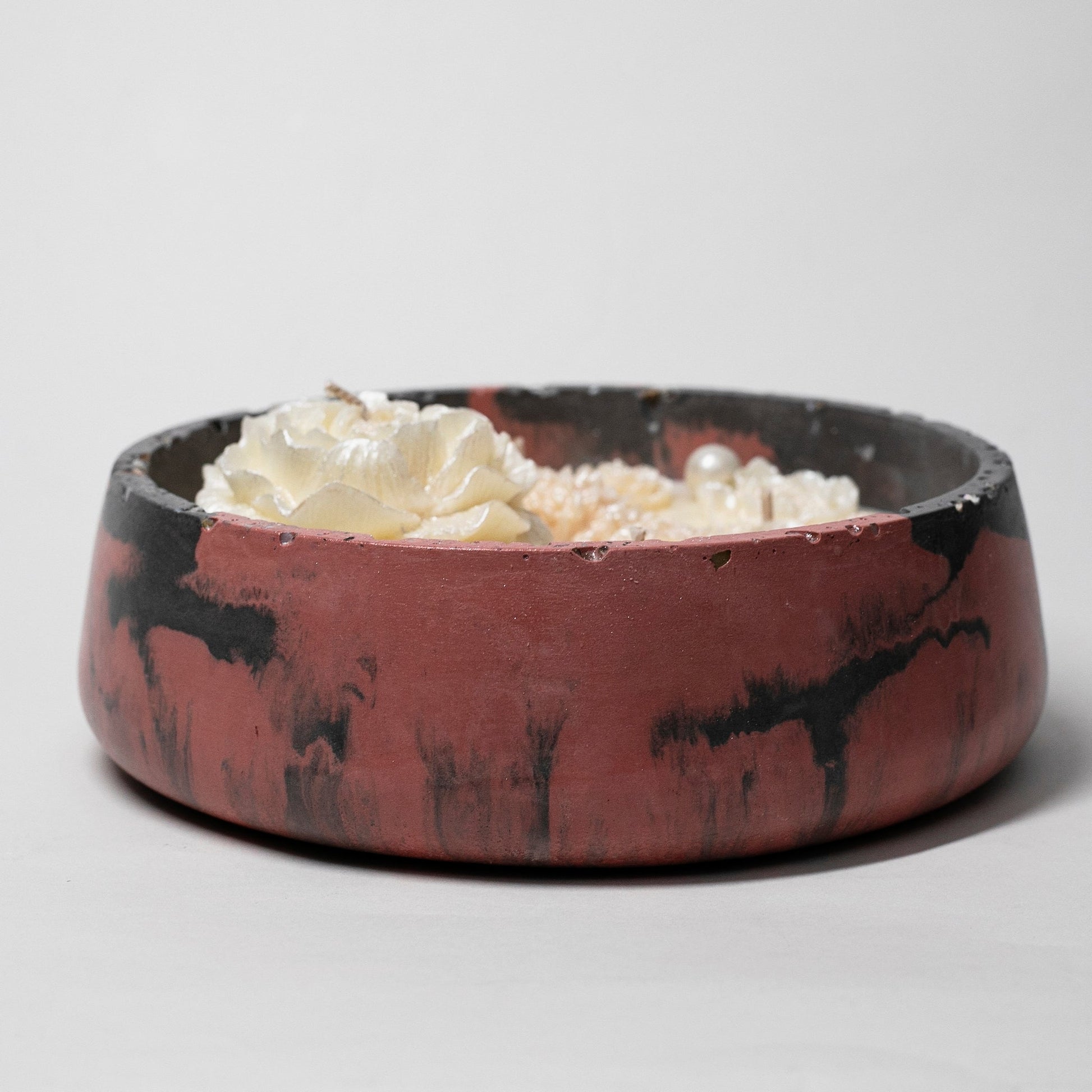 Big Artisan Candle in Stone, Pearls Collection, Midnight Pomegranate, 500ml - Wonder Candles