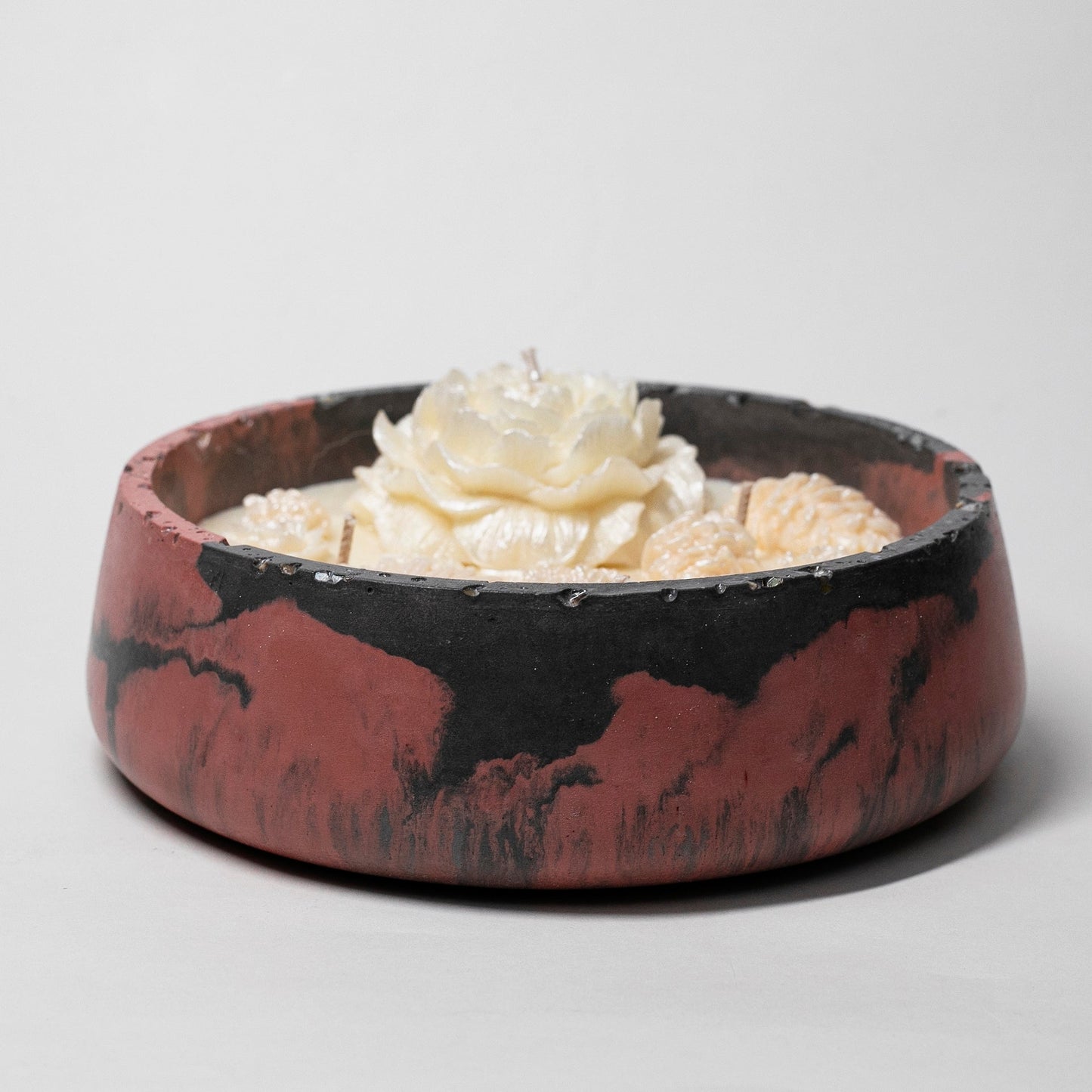 Big Artisan Candle in Stone, Pearls Collection, Midnight Pomegranate, 500ml - Wonder Candles