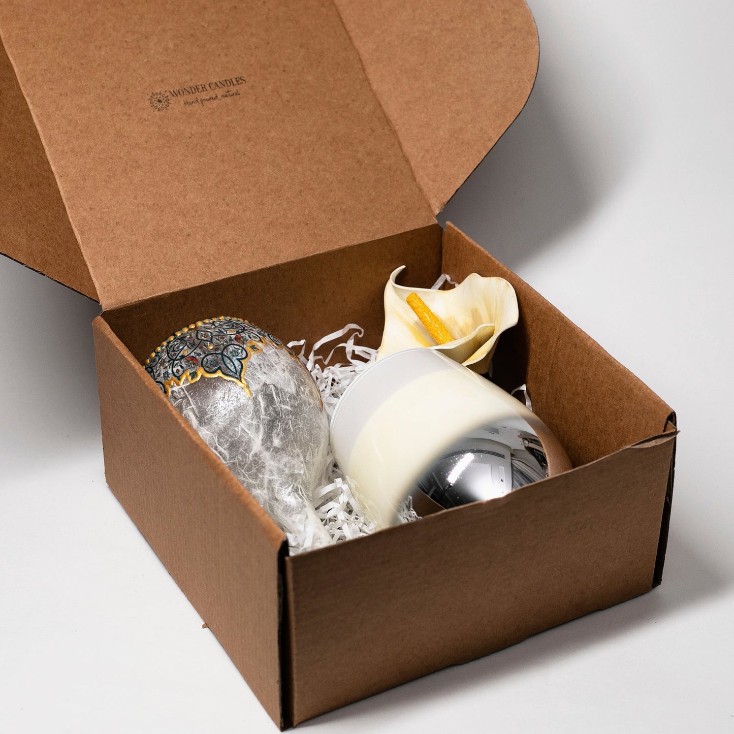 Gift Box with Big Candle and Glass, Indian Nutmeg - Wonder Candles