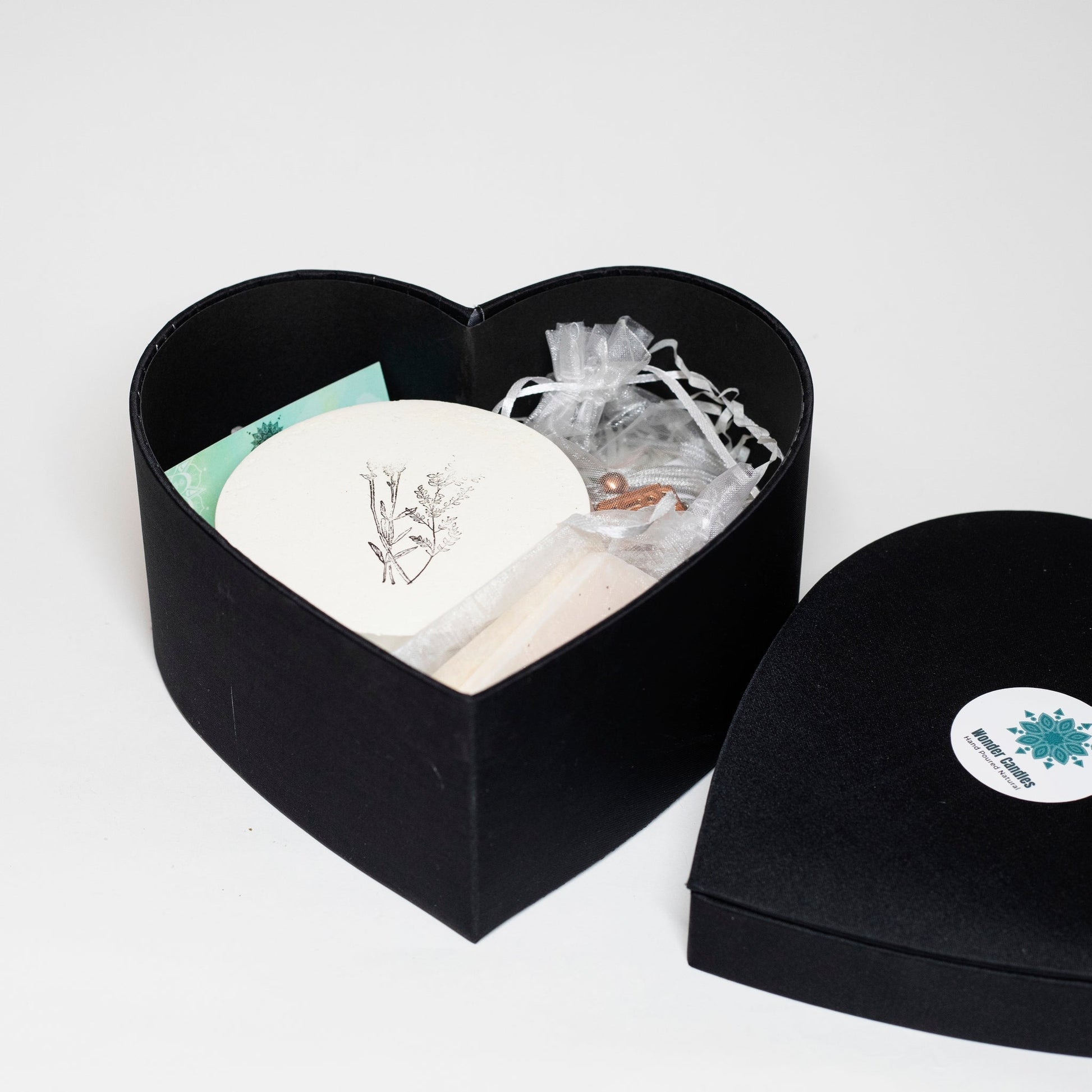 Gift Box with Candle and Car Perfume - Wonder Candles