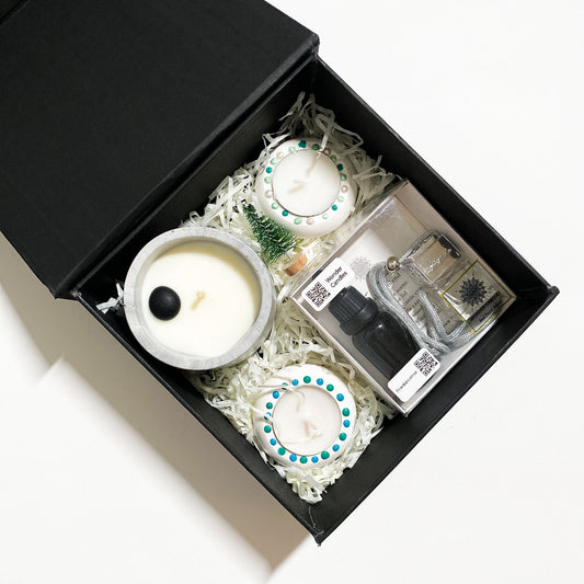 Gift Box with Candles and Car Perfume - Wonder Candles