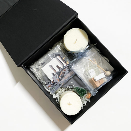 Gift Box with Candles, Car Perfume and Coaster - Wonder Candles