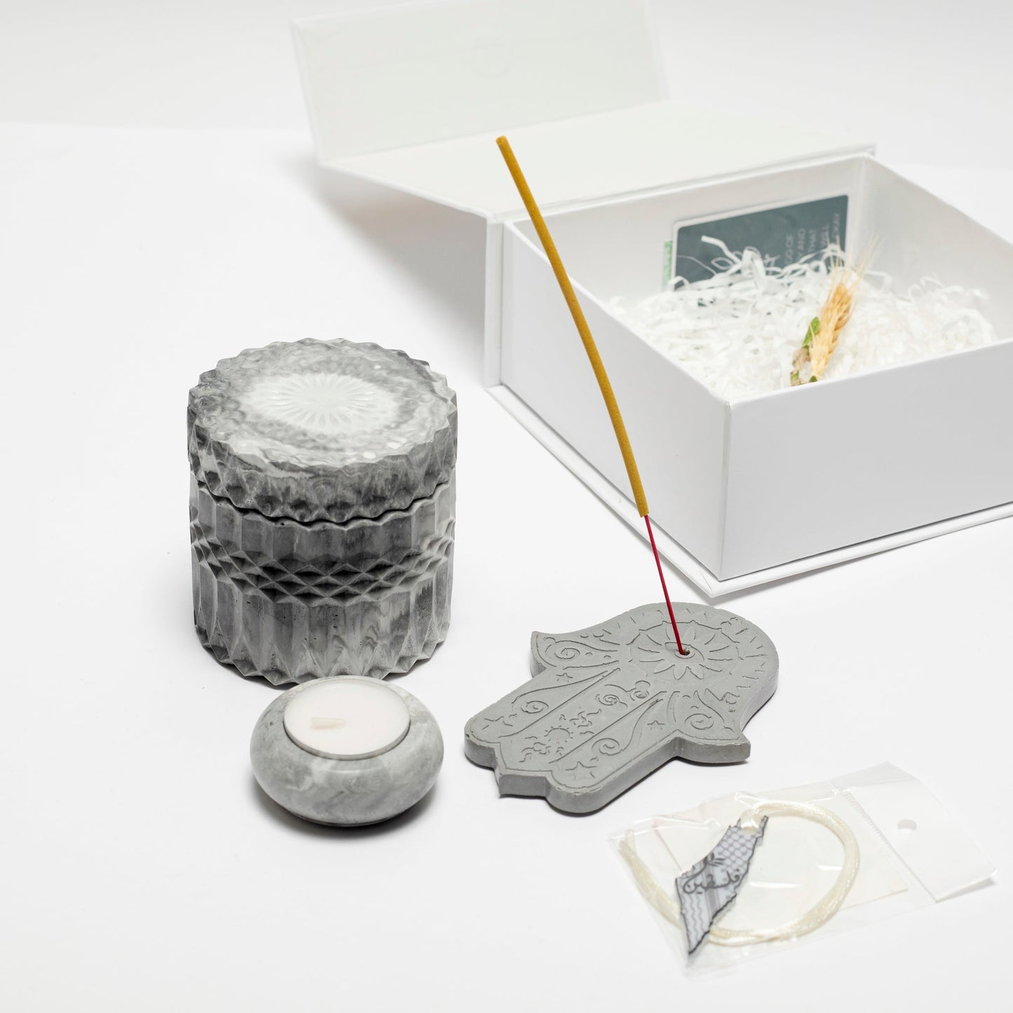 Gift Box with Stone Products - Wonder Candles