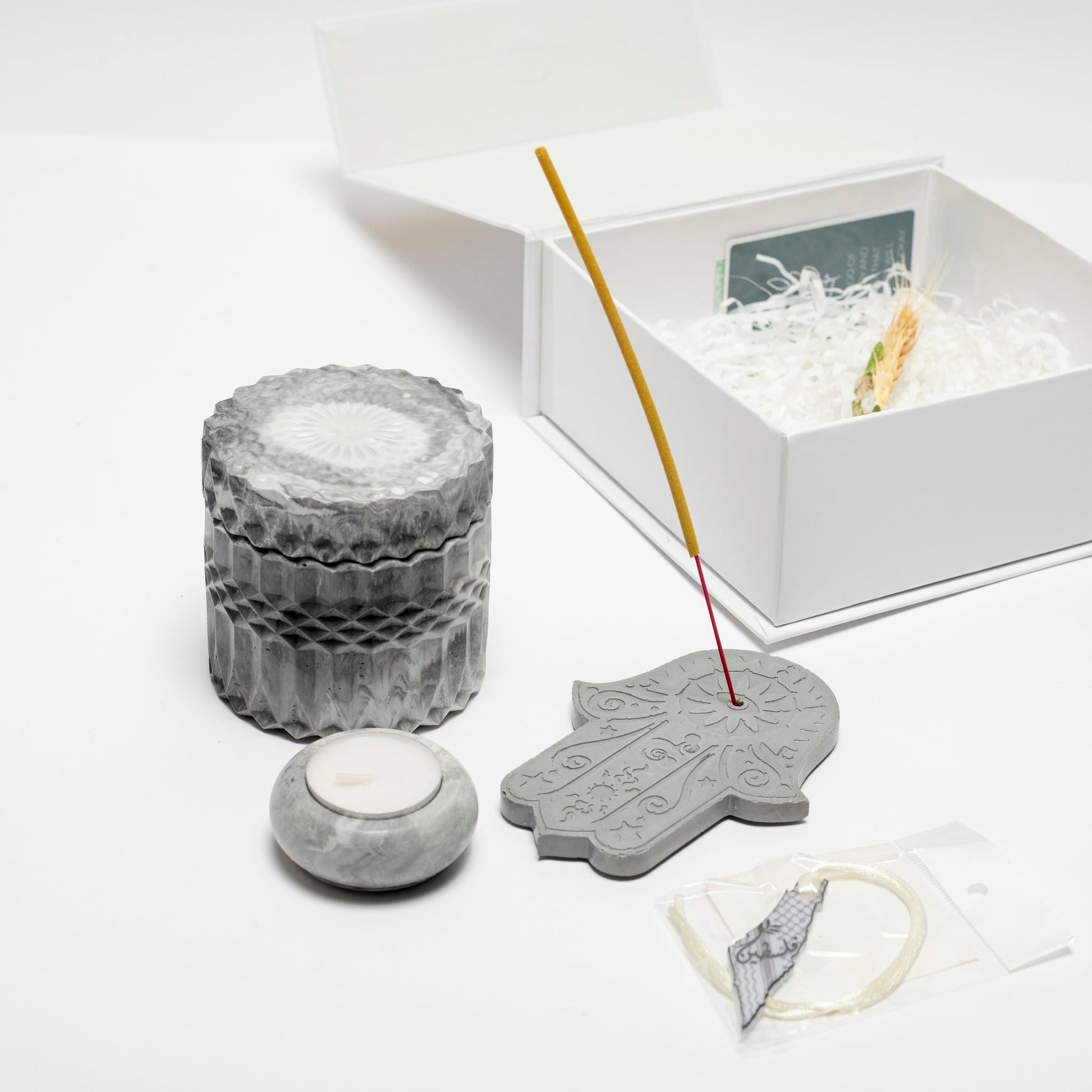 Gift Box with Stone Products - Wonder Candles