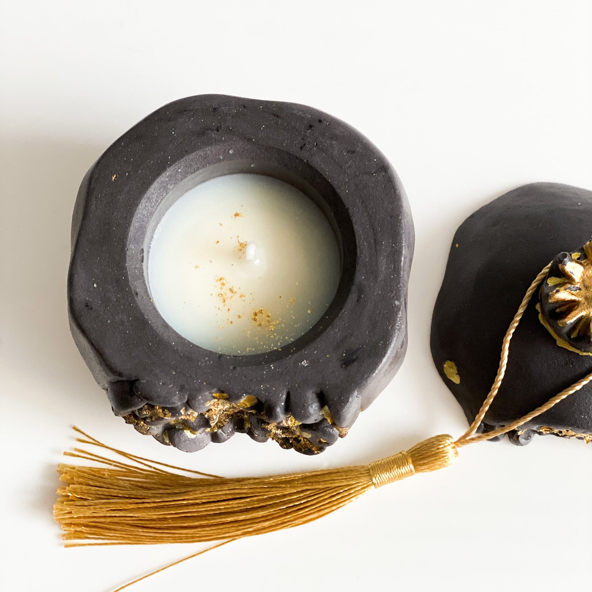 Pomegranate Candle in Stone, Pomegranate with Citrus - Wonder Candles